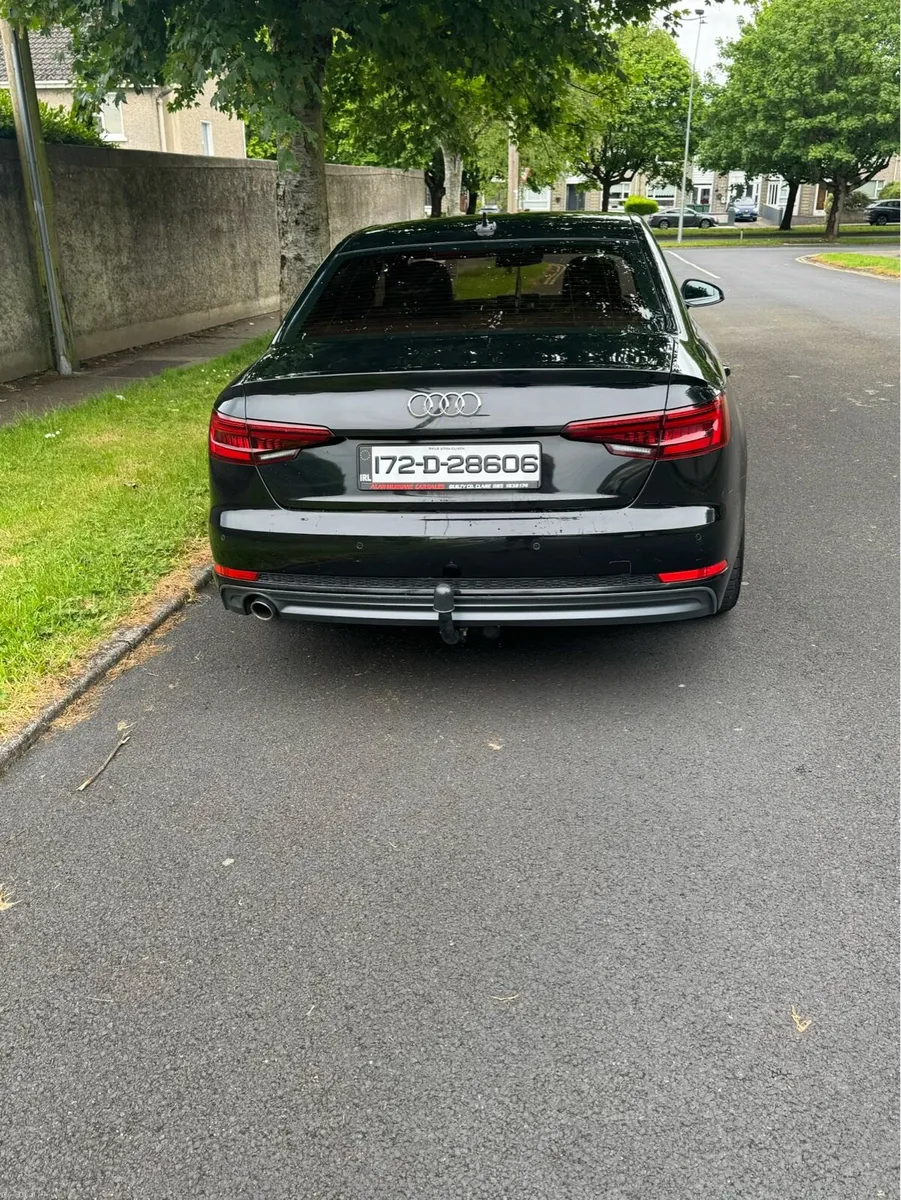 Car - Image 4