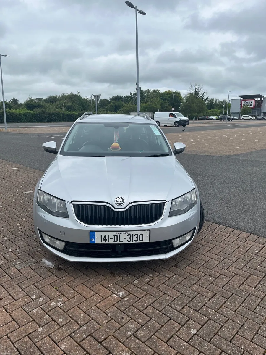 Skoda Octavia estate - Image 2