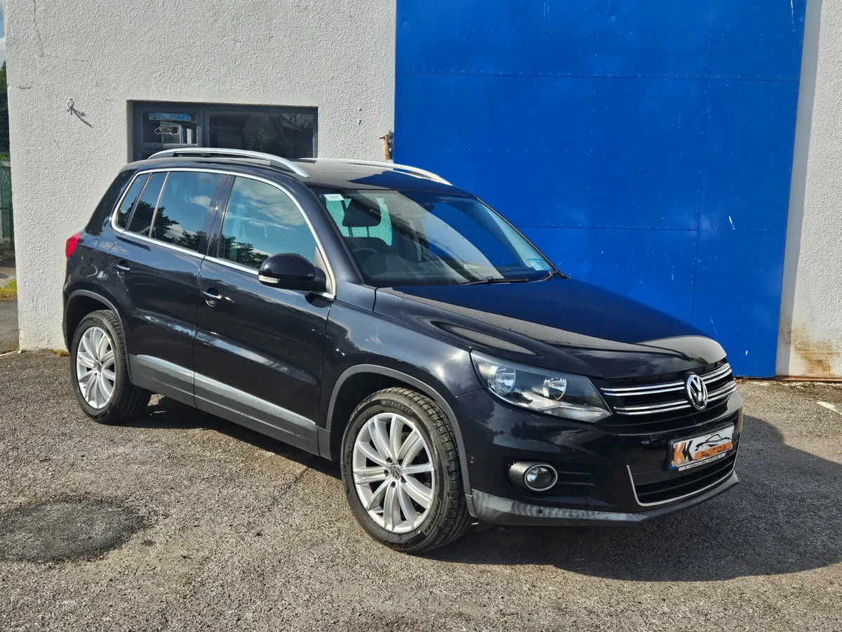 2015 Volkswagen Tiguan | Low Mileage, 2.0 Diesel - Image 2