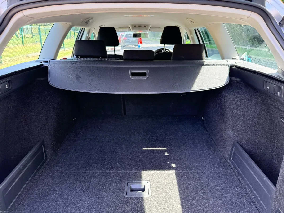VW Passat Estate - Image 6