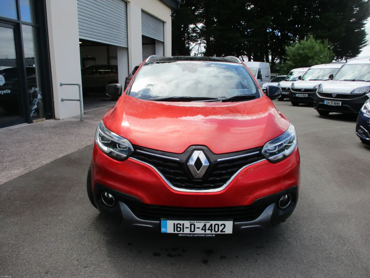 Renault Kadjar Signature Nav, pan roof 2016 - Image 2