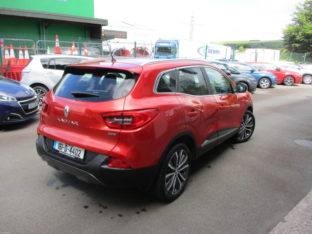 Renault Kadjar Signature Nav, pan roof 2016 - Image 5
