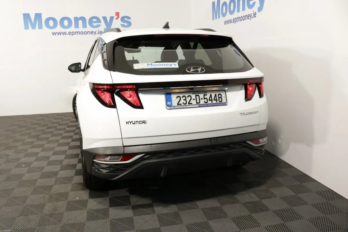 Hyundai Tucson Executive 1.6L DIESEL SUV - Special - Image 5