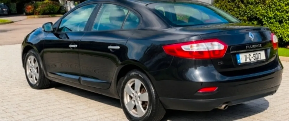 Renault Fluence 2011 N.C.T and TAXED - Image 3