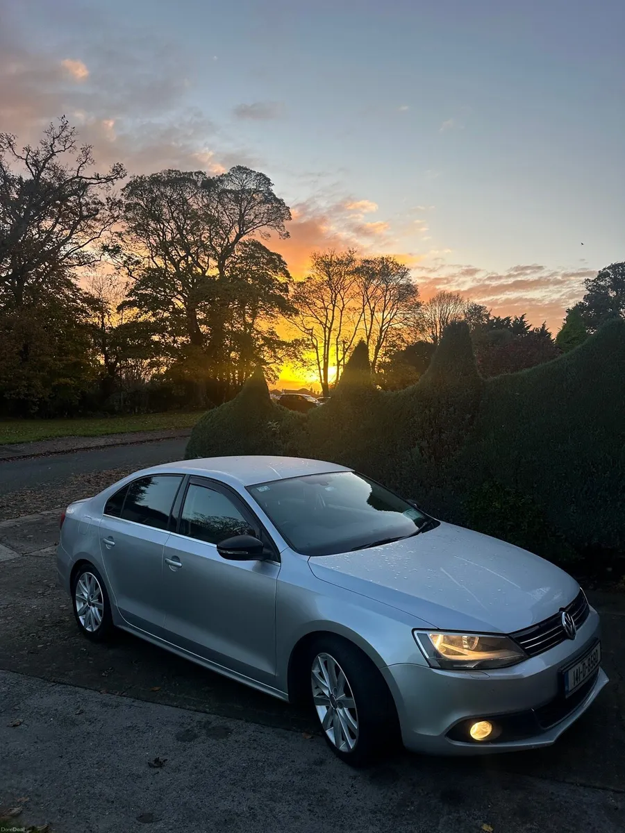 Volkswagen Jetta 2.0 TDI - Image 2