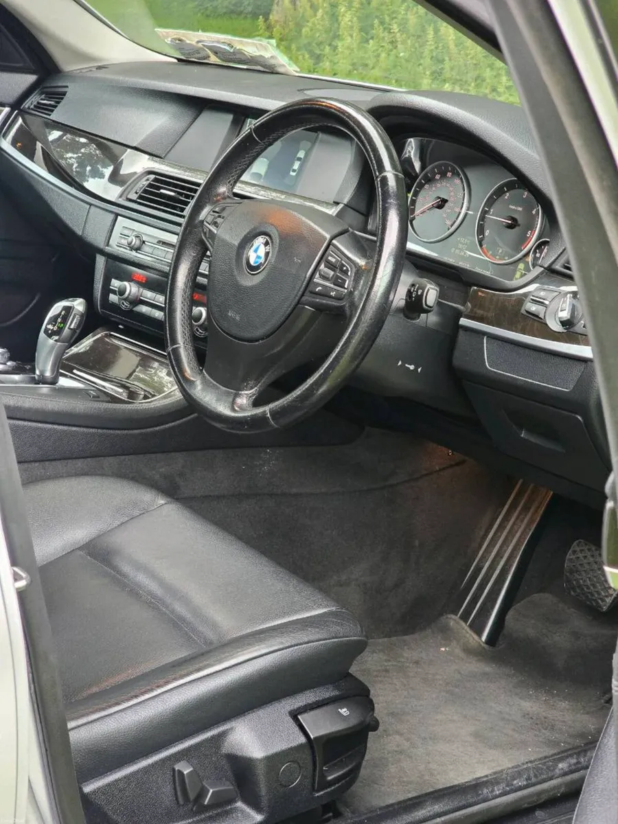 AUTOMATIC  BMW F10 520 D NCT 03 2027 150 MILES  EN - Image 4