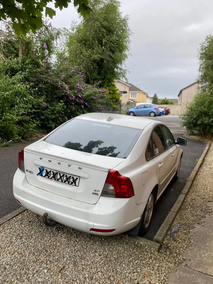 Volvo S40 2009 - Image 2