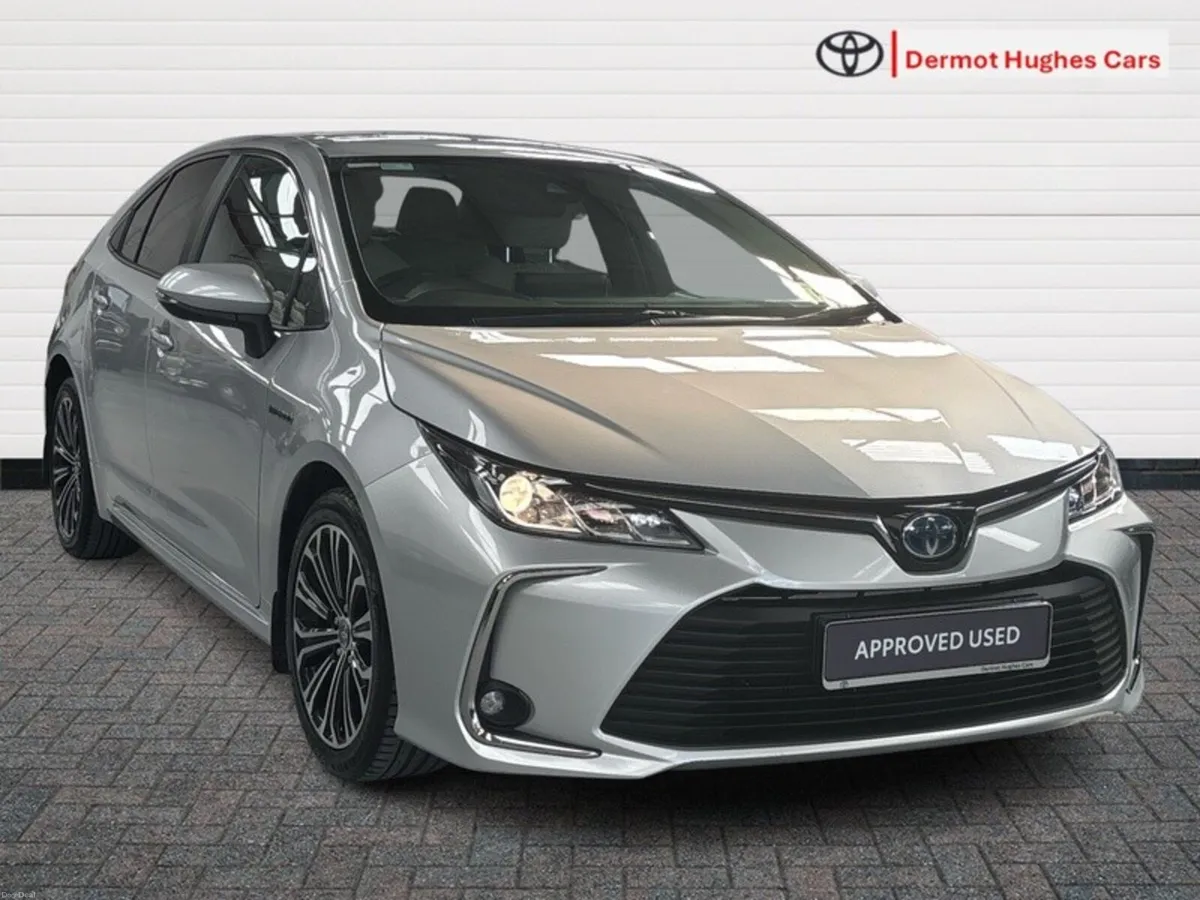 Toyota Corolla HYBRID LUNA SP SPORT 4DR - Image 1