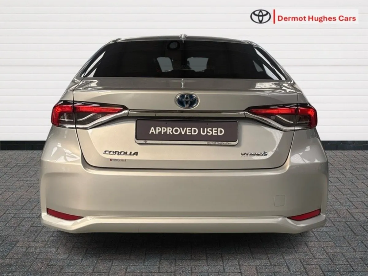Toyota Corolla HYBRID LUNA SP SPORT 4DR - Image 4