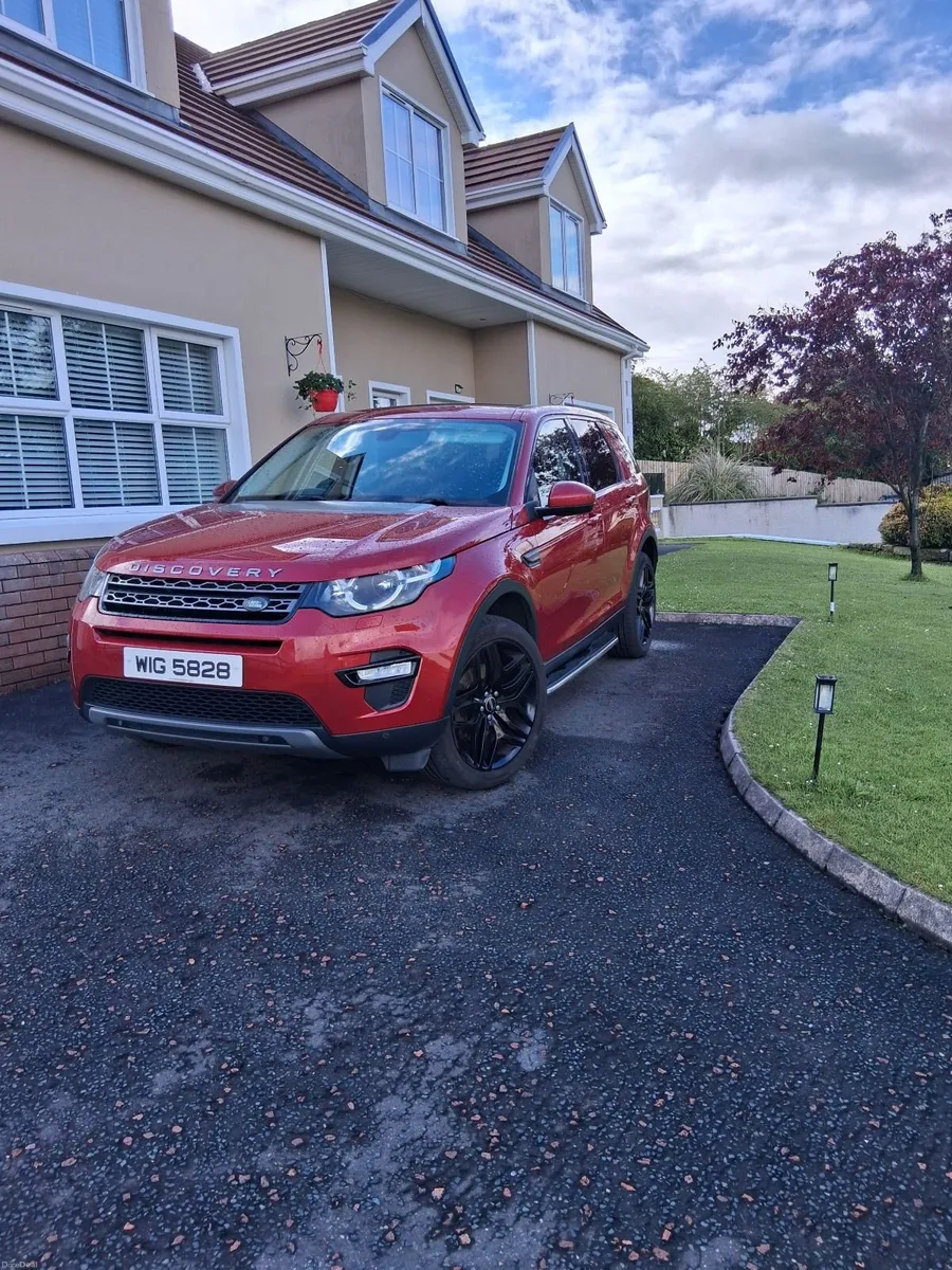 Land Rover Discovery Sport 2018 - Image 4