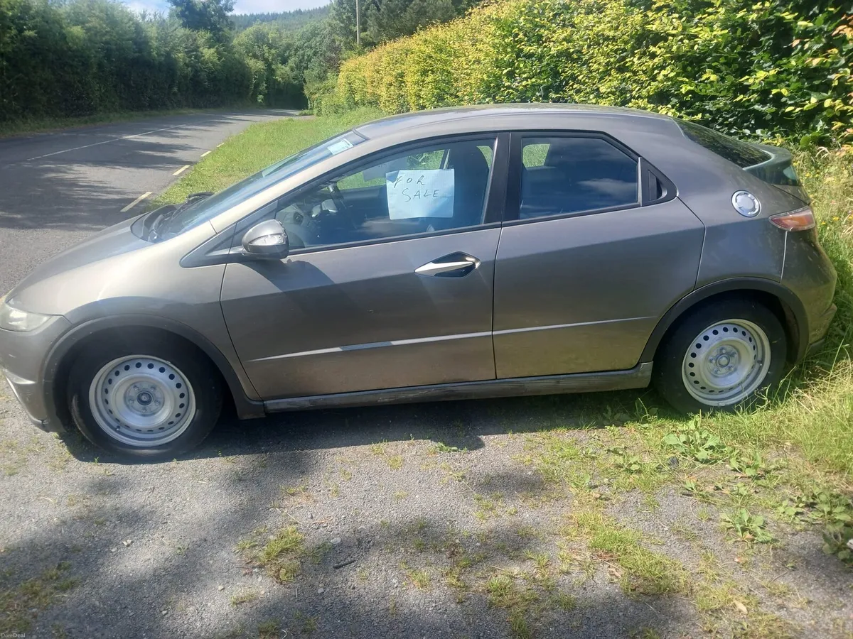 Honda civic - Image 3