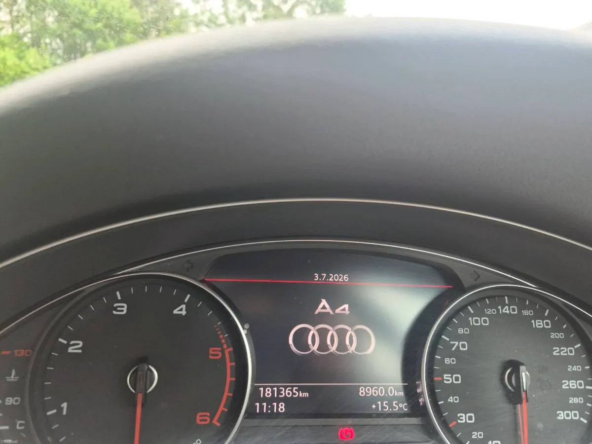 Audi A4 2018 - Image 2