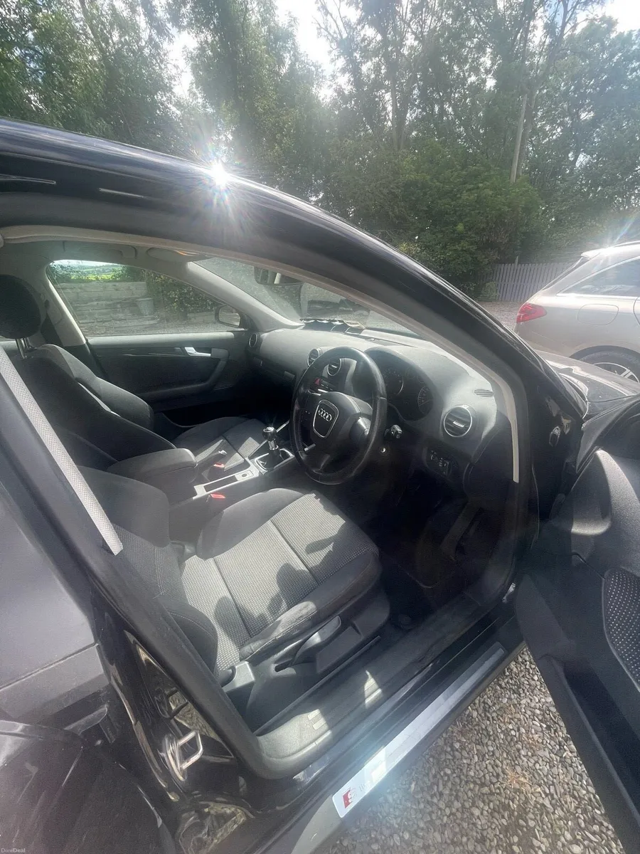 Audi A3 S-line 1.6 FSI Petrol Manual - Image 2