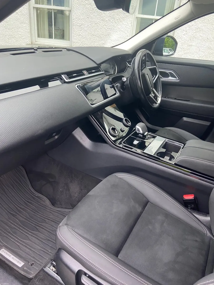 Land Rover Range Rover Velar 212 - Image 2