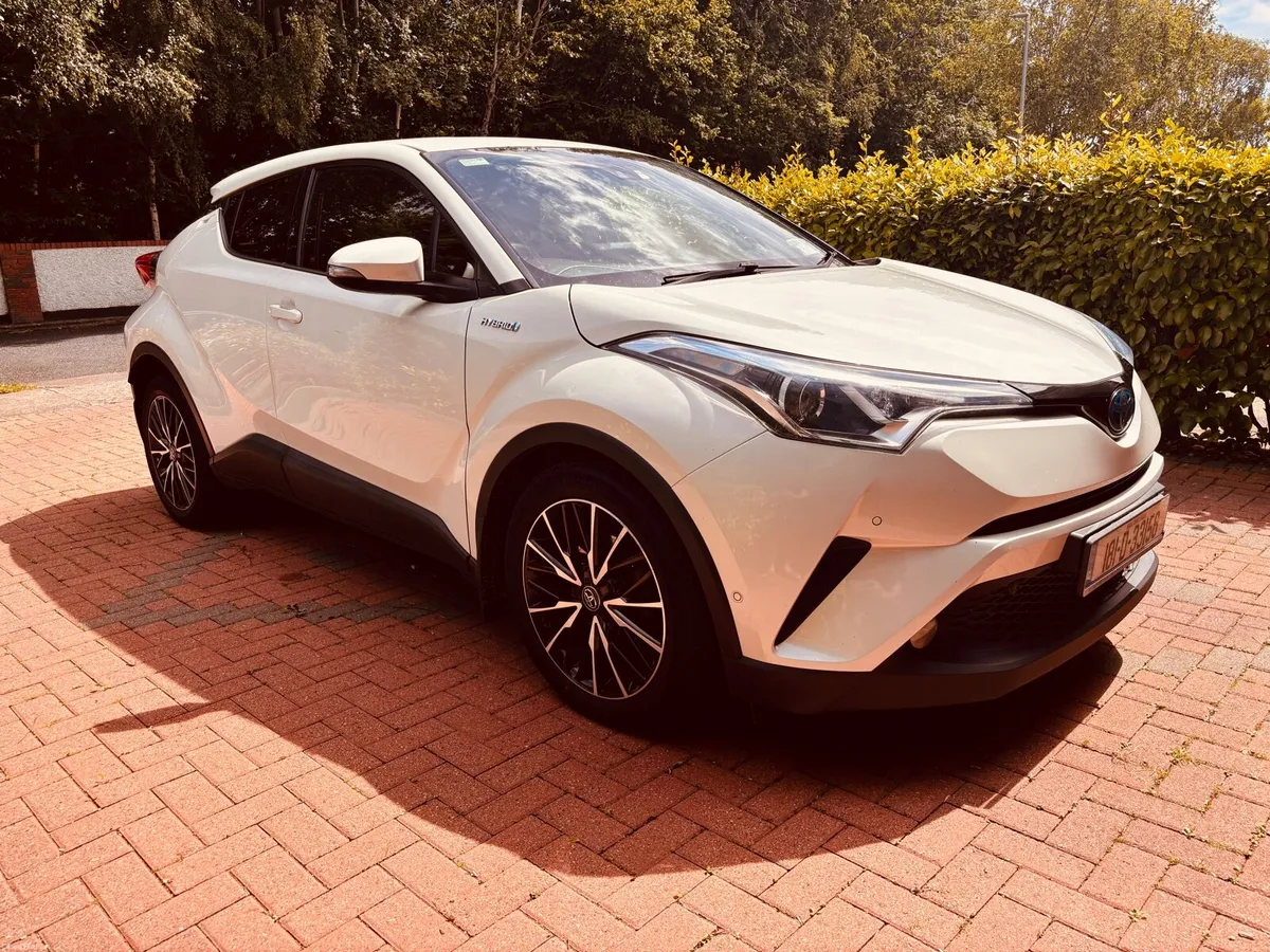 2018 Toyota CH-R - NCT 03/28 -SOL - Image 2
