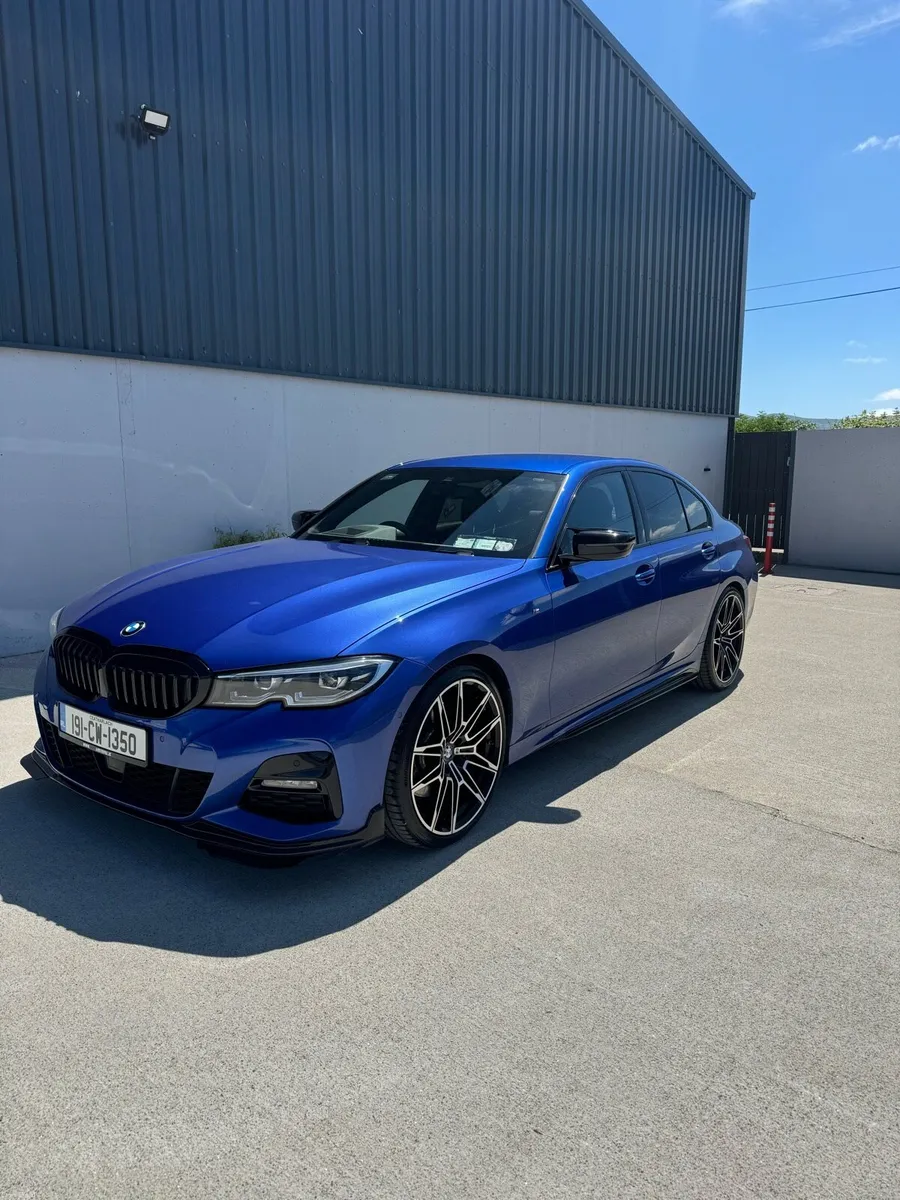 2019 bmw 320d - Image 1
