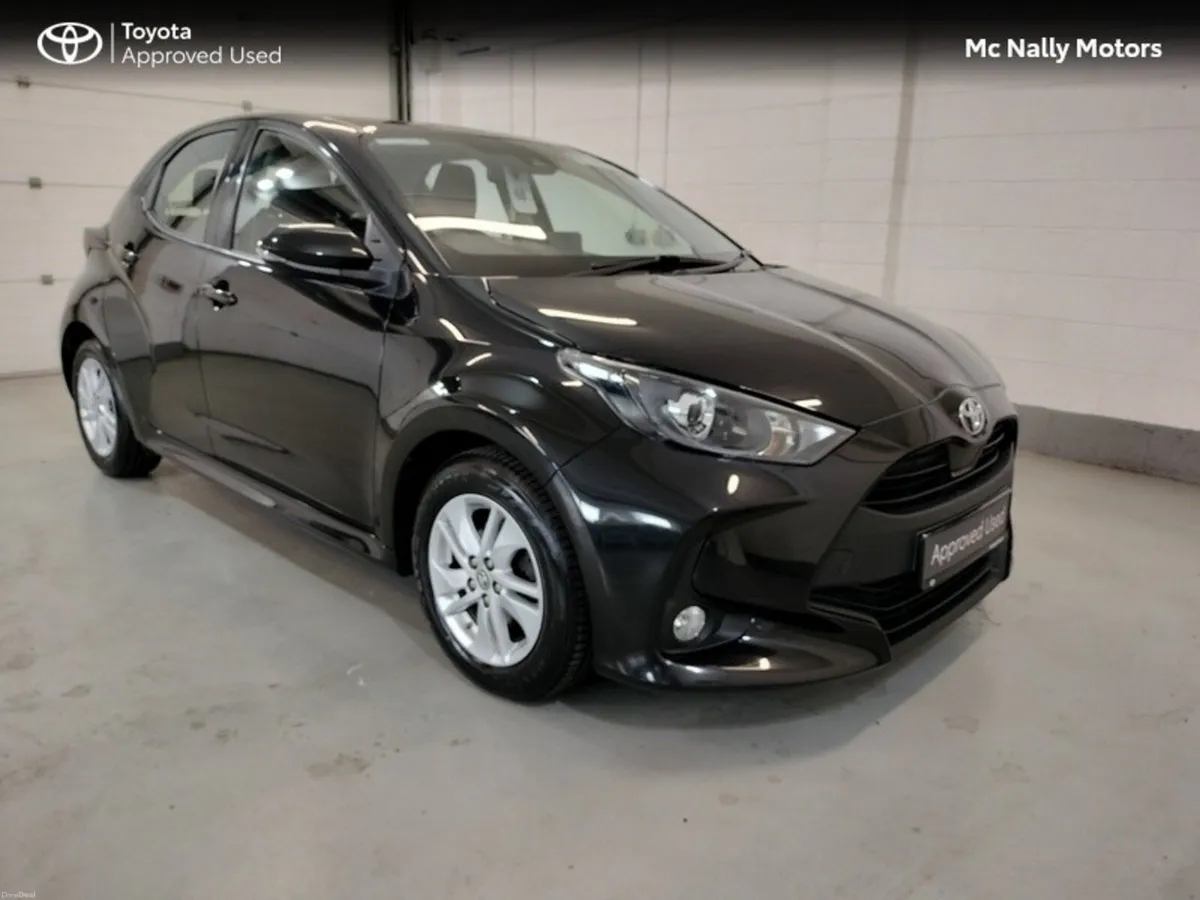 Toyota Yaris 1.0 LUNA PETROL MANUAL - Image 1