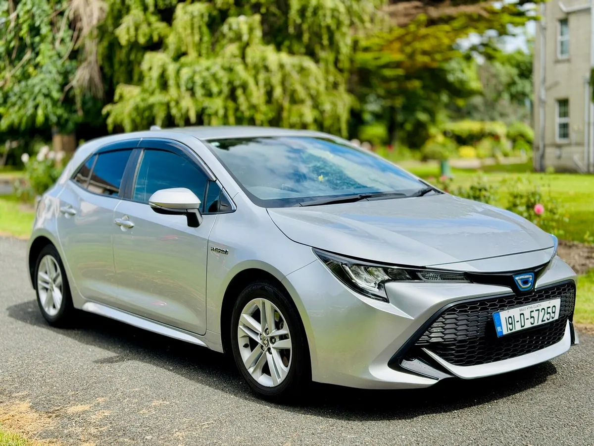 2019 TOYOTA COROLLA • HYBRID • NEW NCT • - Image 1