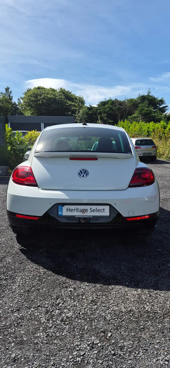 2017 Volkswagen Beetle R-Line Automatic - Image 6