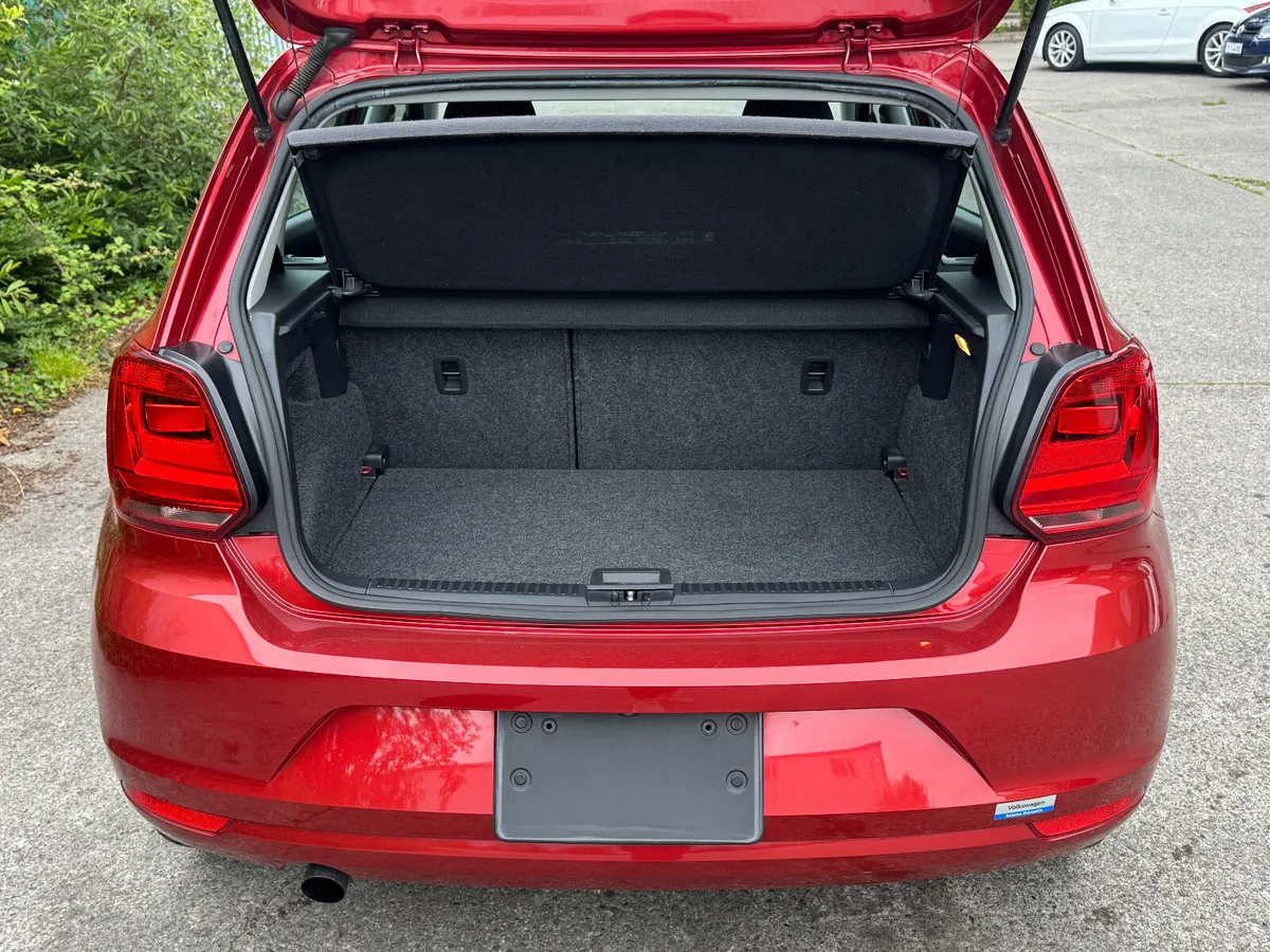 Volkswagen Polo Comfortline+ Auto - Image 5