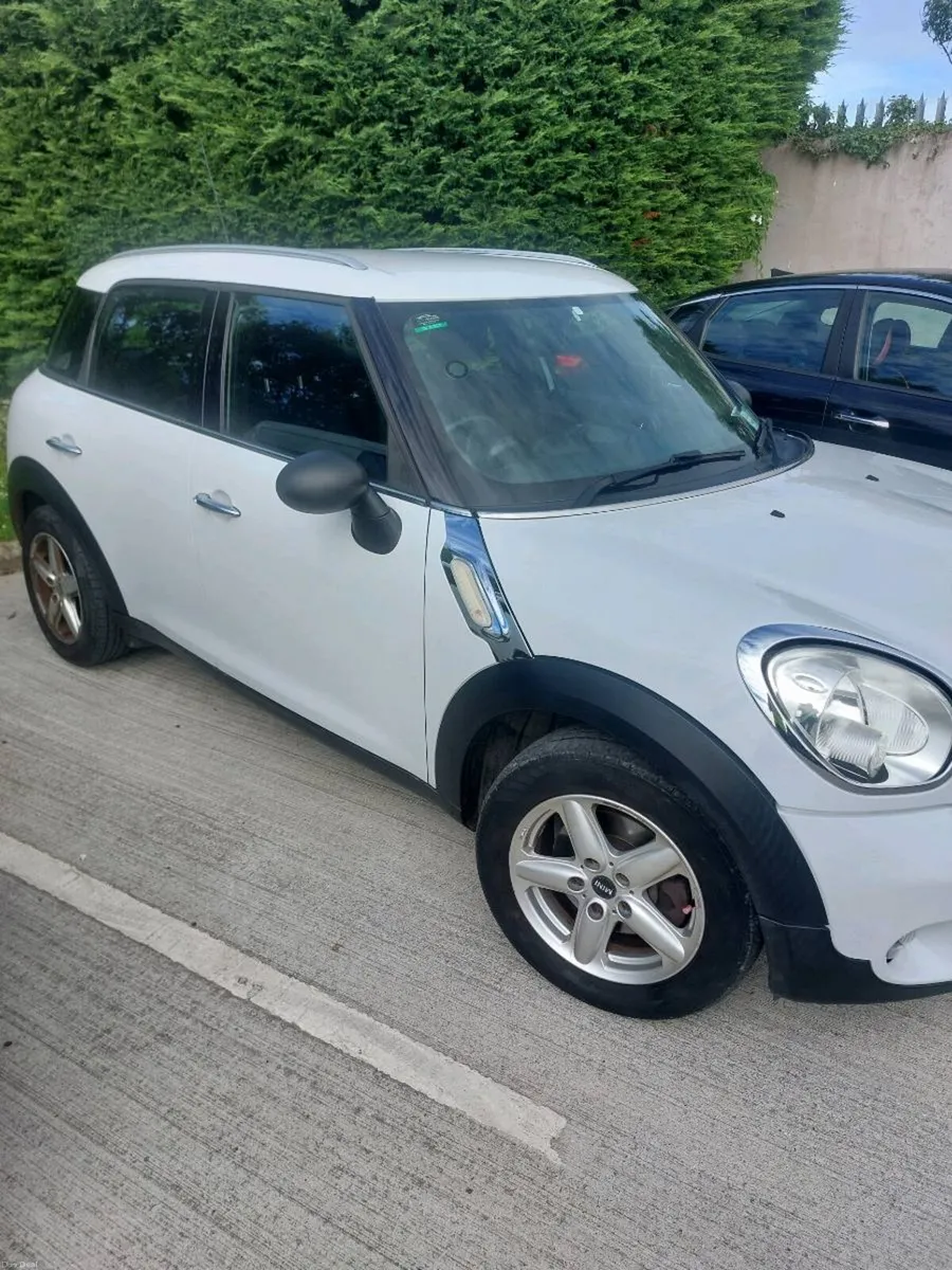 Mini one countryman - Image 2