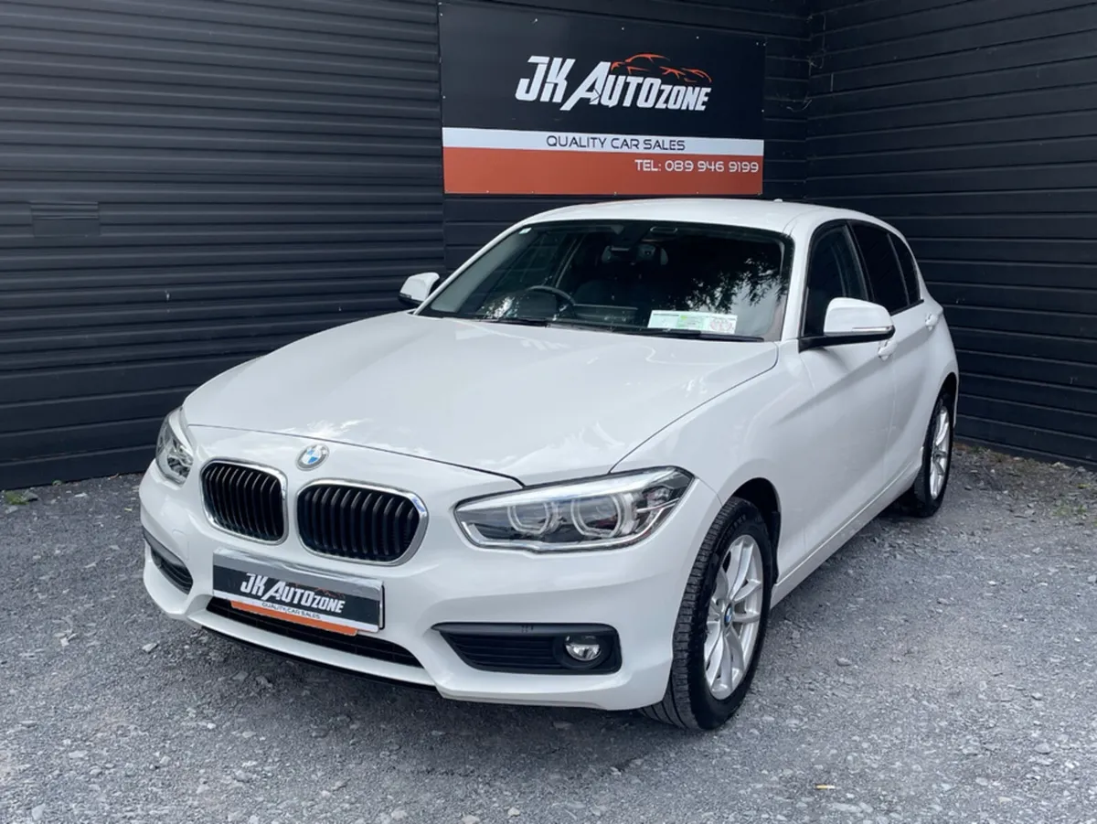 BMW 1-Series 1.5 118I AUTO 5DR - Image 3