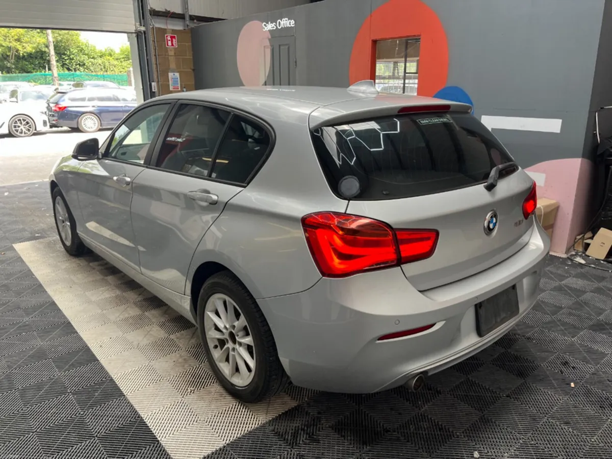 BMW 1-Series 2017 BMW 118D STYLE 2.0 AUTOMATIC / C - Image 4