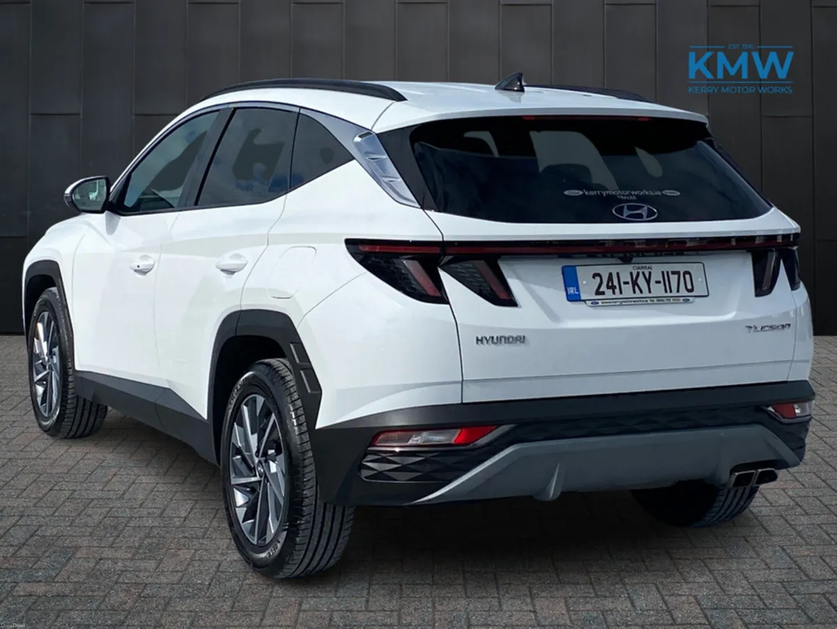 Hyundai Tucson Executive Plus 1.6 CRDi - Image 4