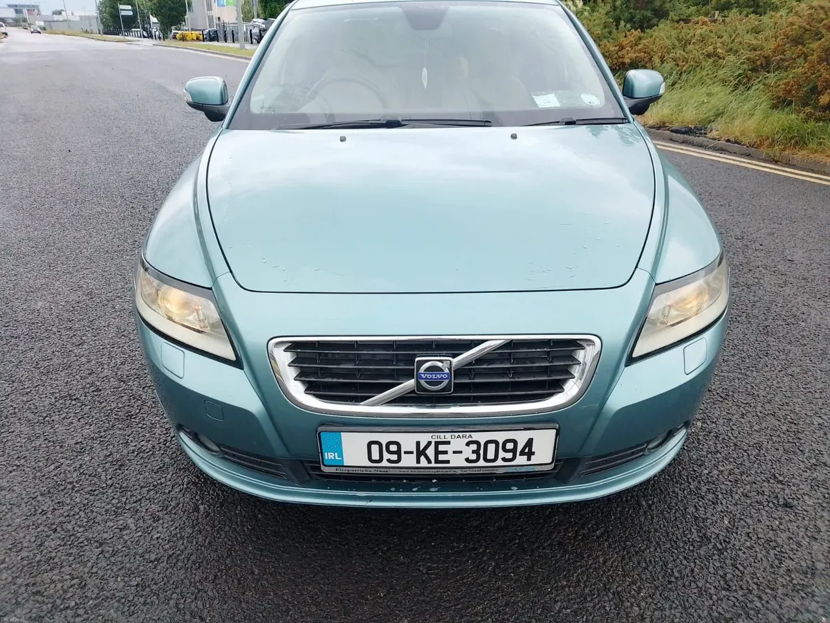 Volvo S40 2009 - Brand New NCT - Image 5