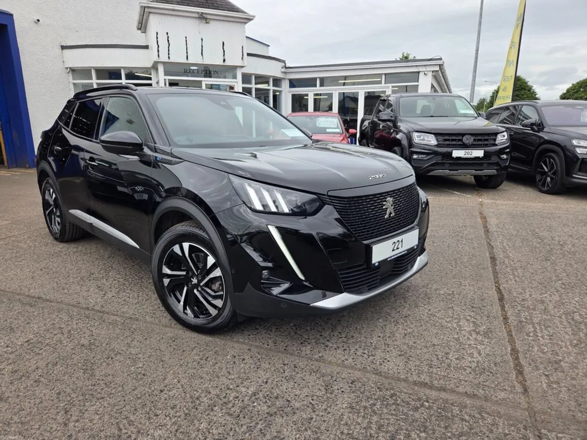 Peugeot 2008 GT - Image 4