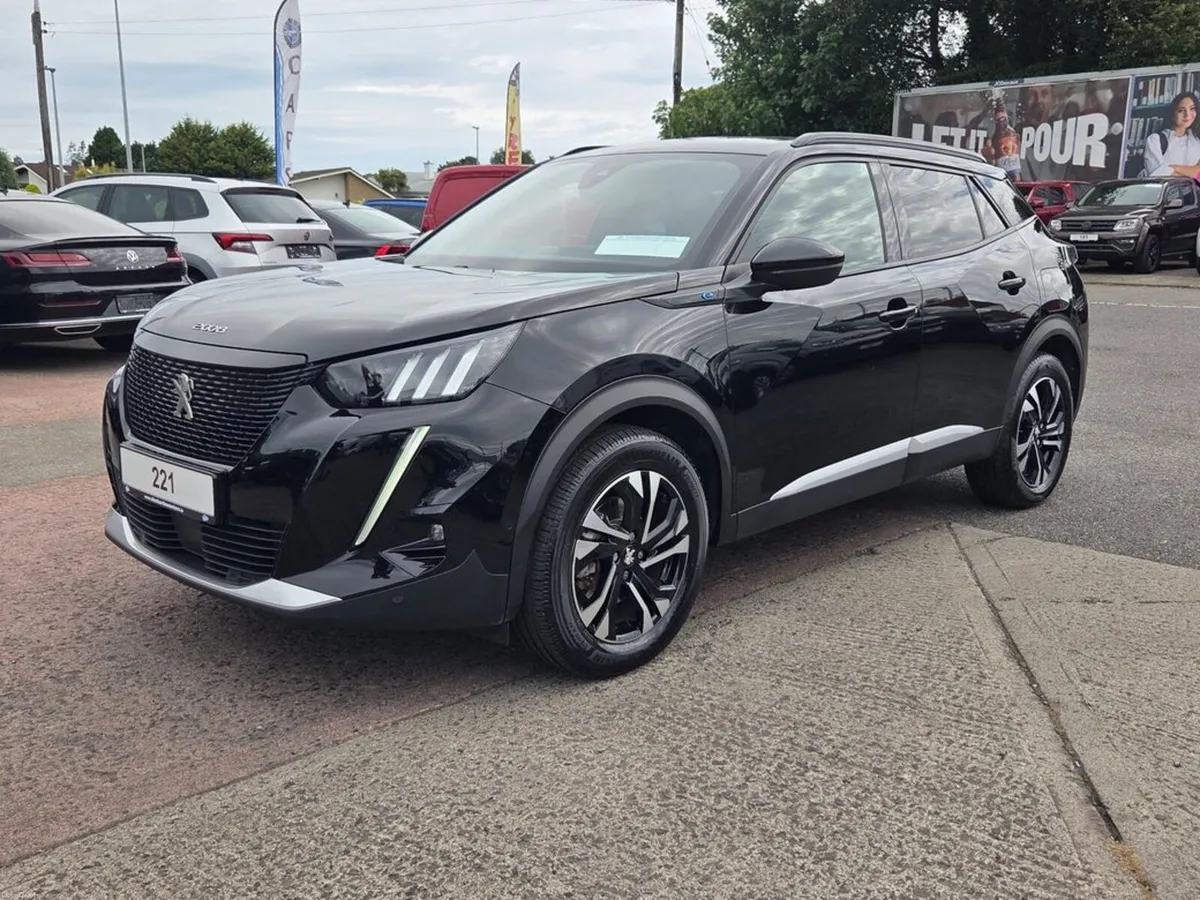 Peugeot 2008 GT - Image 3