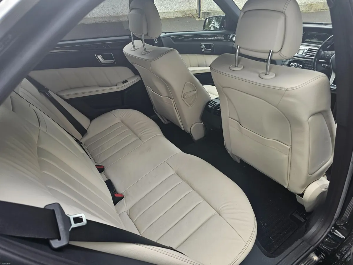 MERCEDES BENZ E SERIES 200 CDI 2014 AUTOMATIC - Image 4