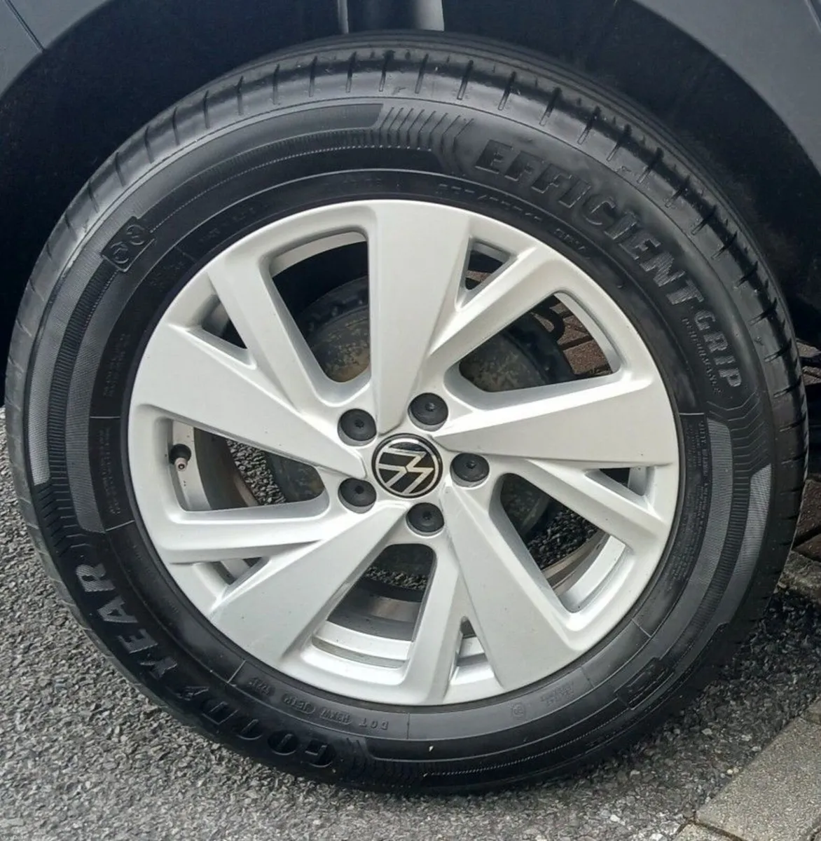 Volkswagen Taigo Life 1.0 TSI 95HP **REAR VIEW CAM - Image 6