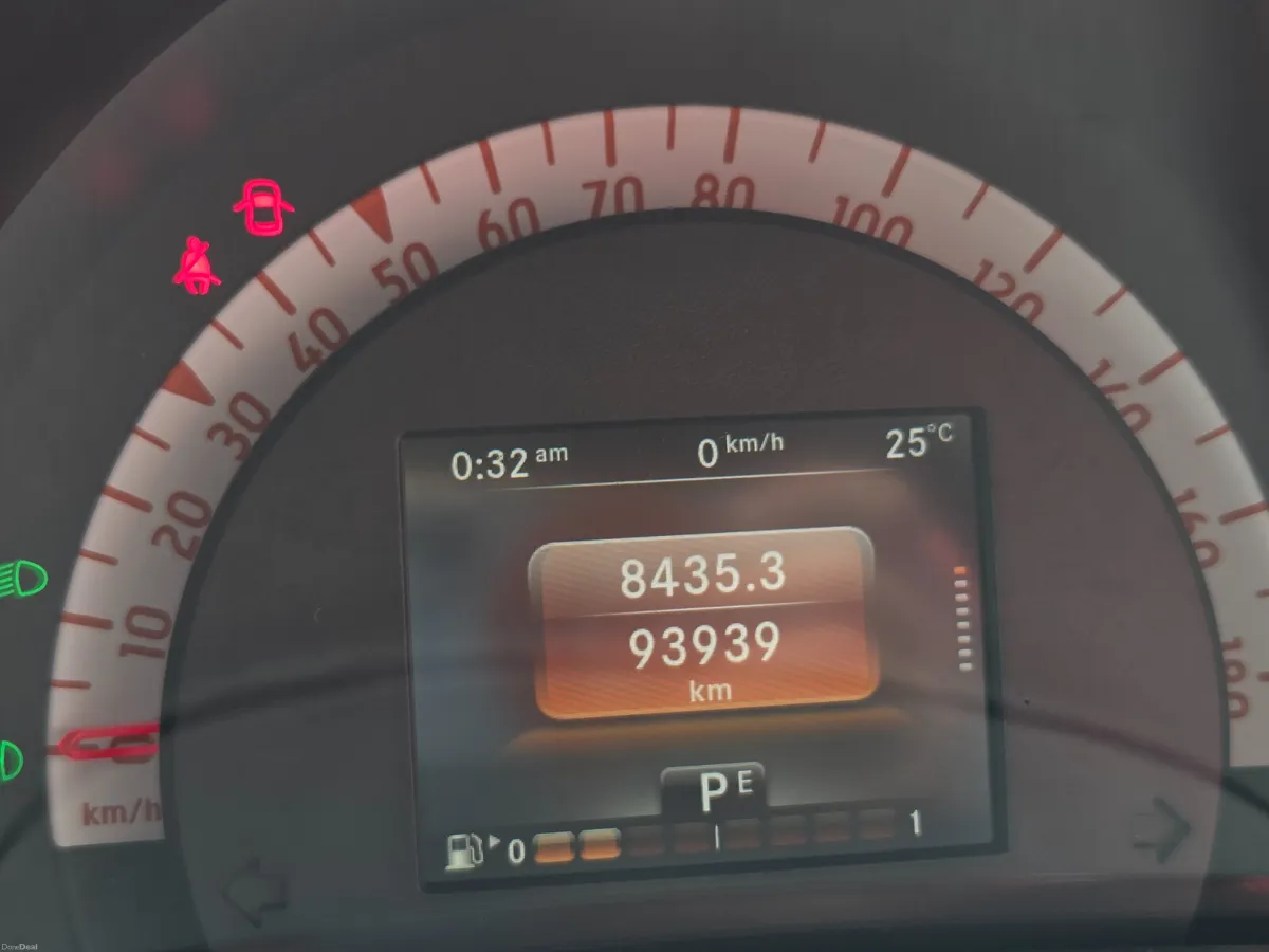 SMART FORFOUR AUTO LOW KM - Image 5