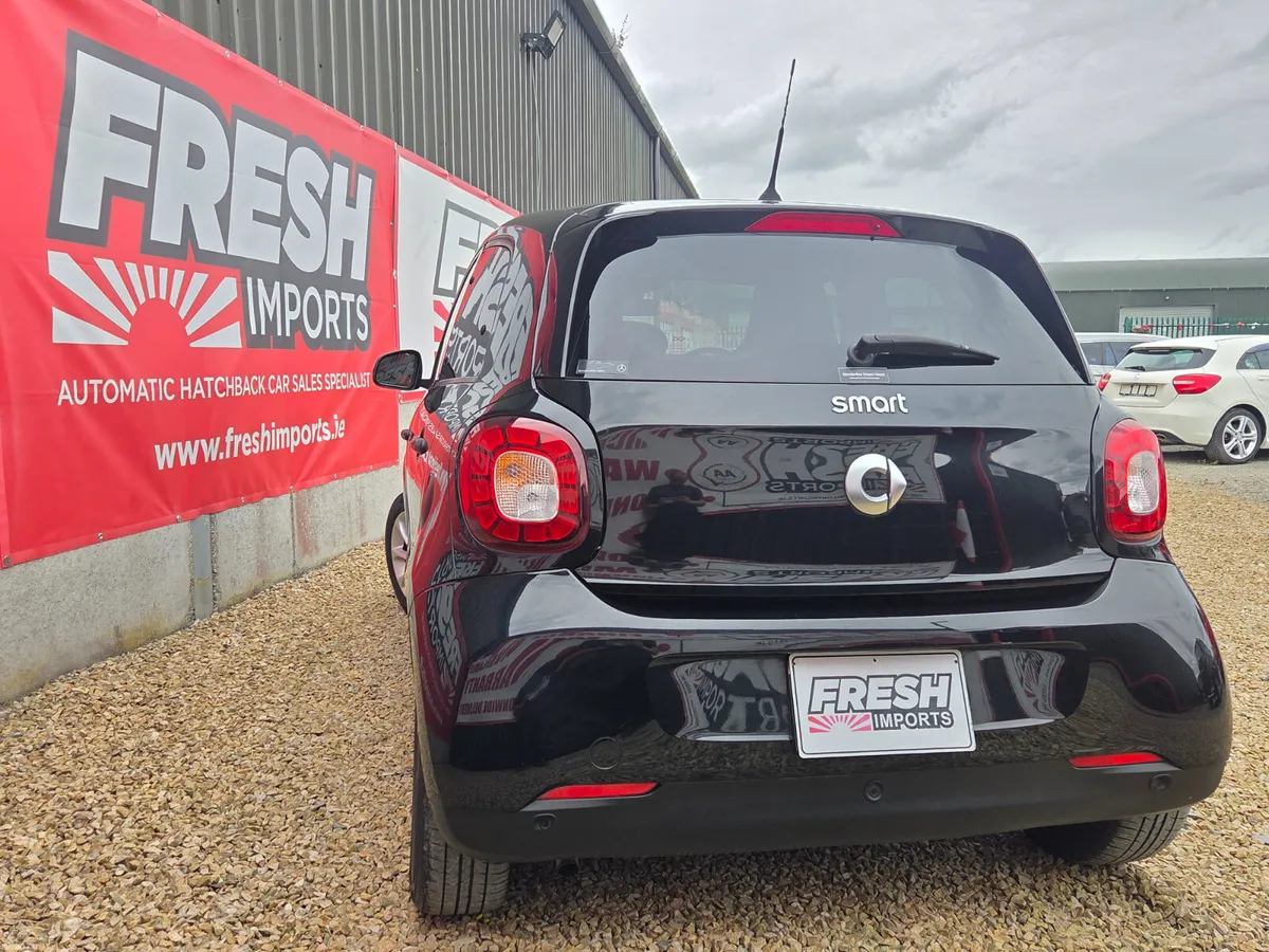 SMART FORFOUR AUTO LOW KM - Image 2