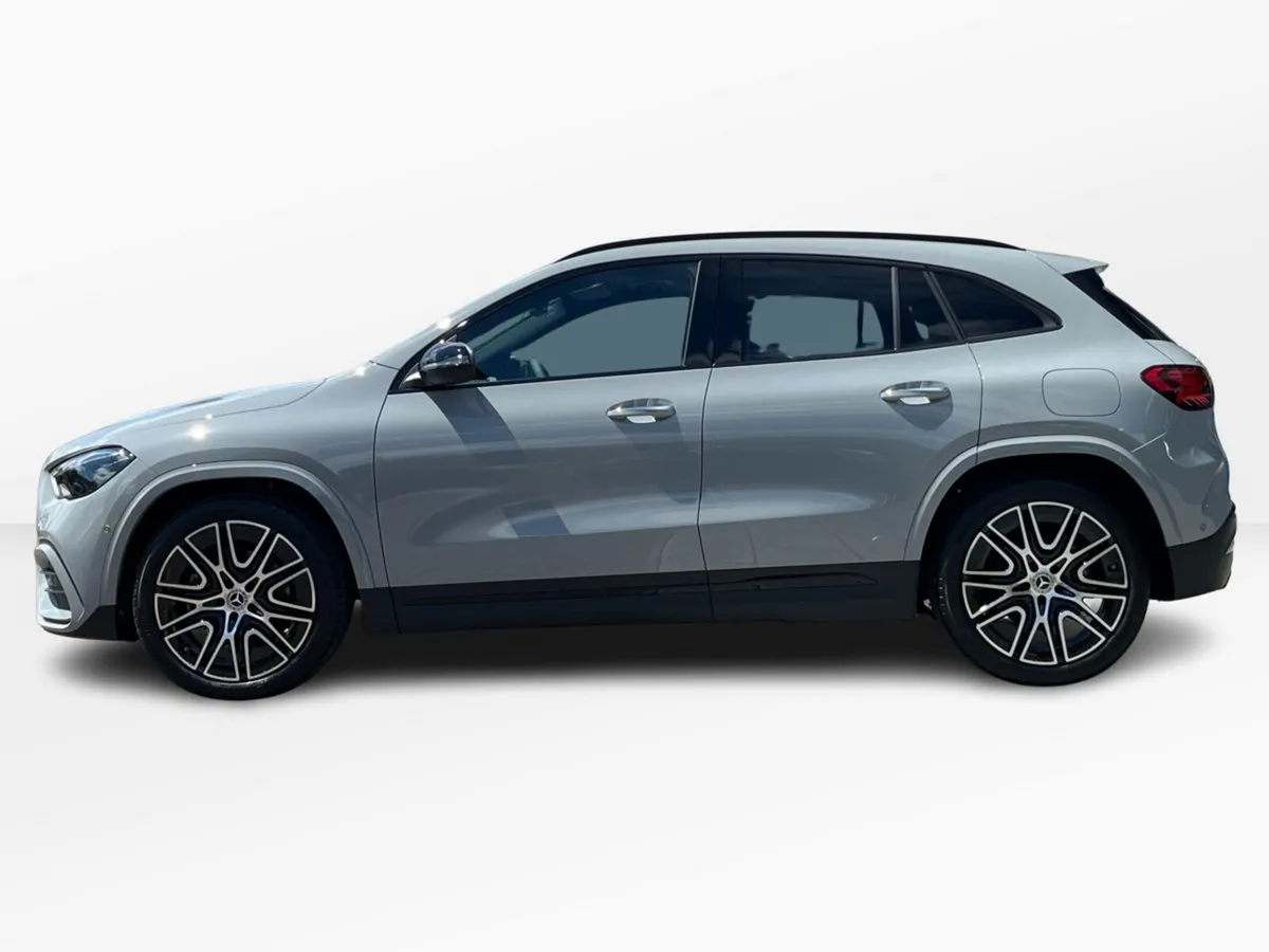 Mercedes-Benz GLA 180D AMG Line Plus - Image 5