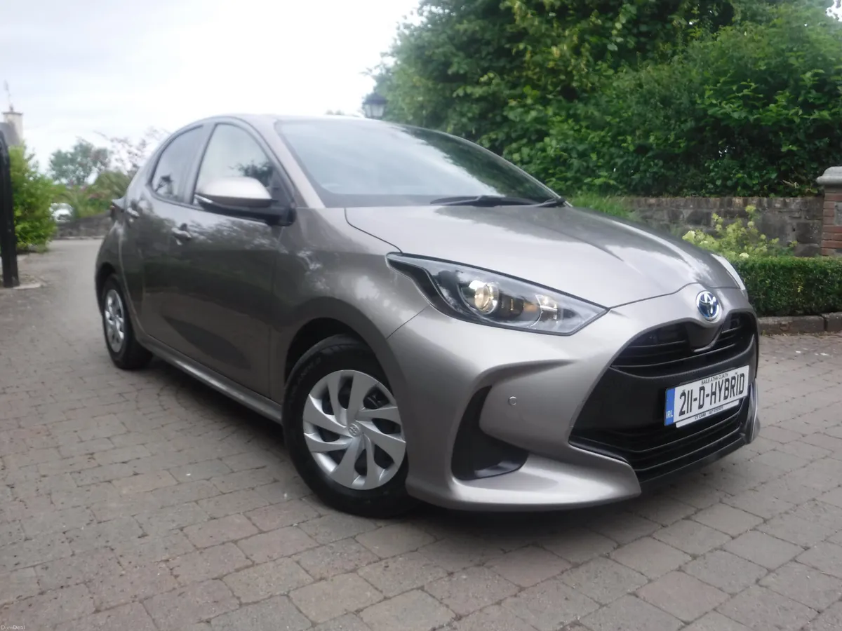 TOYOTA YARIS 1.5 AUTO HYBRID ANDROID+CARPLAY - Image 1