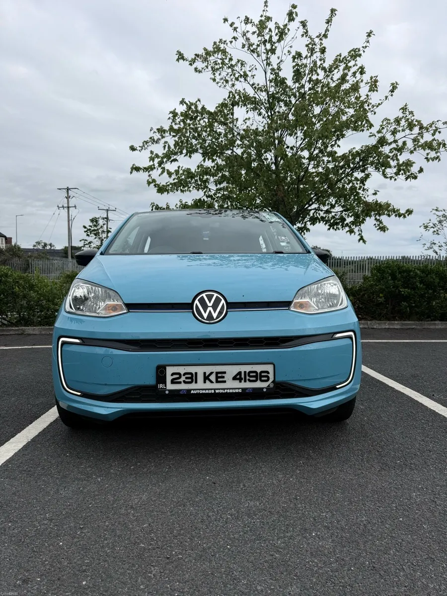 Volkswagen e-Up! 2023 - 1 owner - Image 1