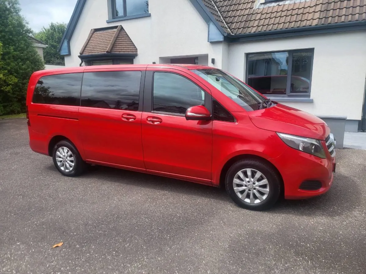 Mercedes Benz V Class - Image 4