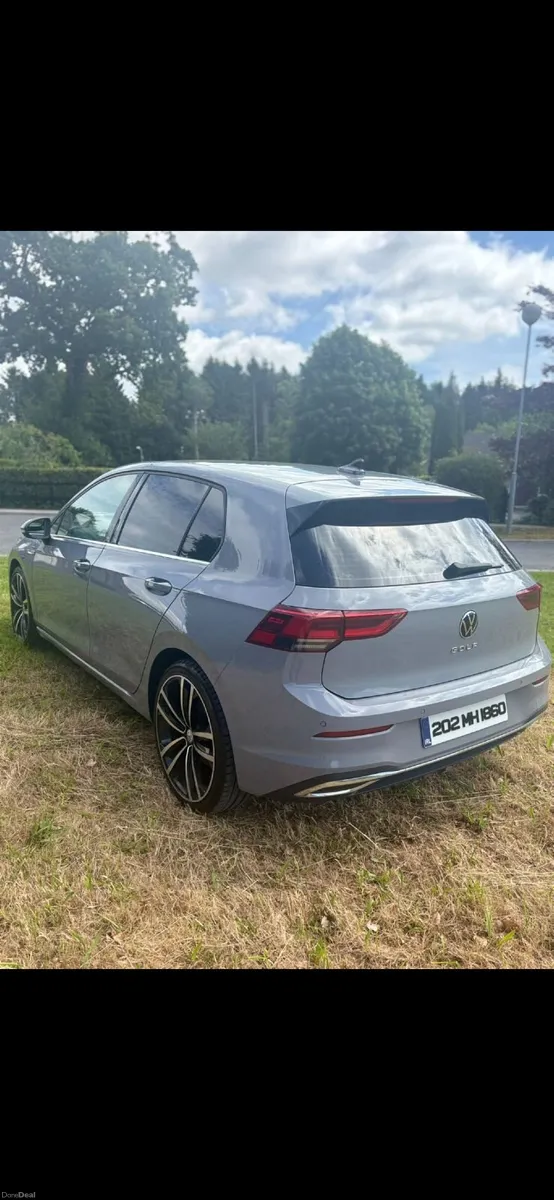 Volkswagen Golf 2020 MK8 GOLF STYLE PLATINUM 2.0 - Image 4