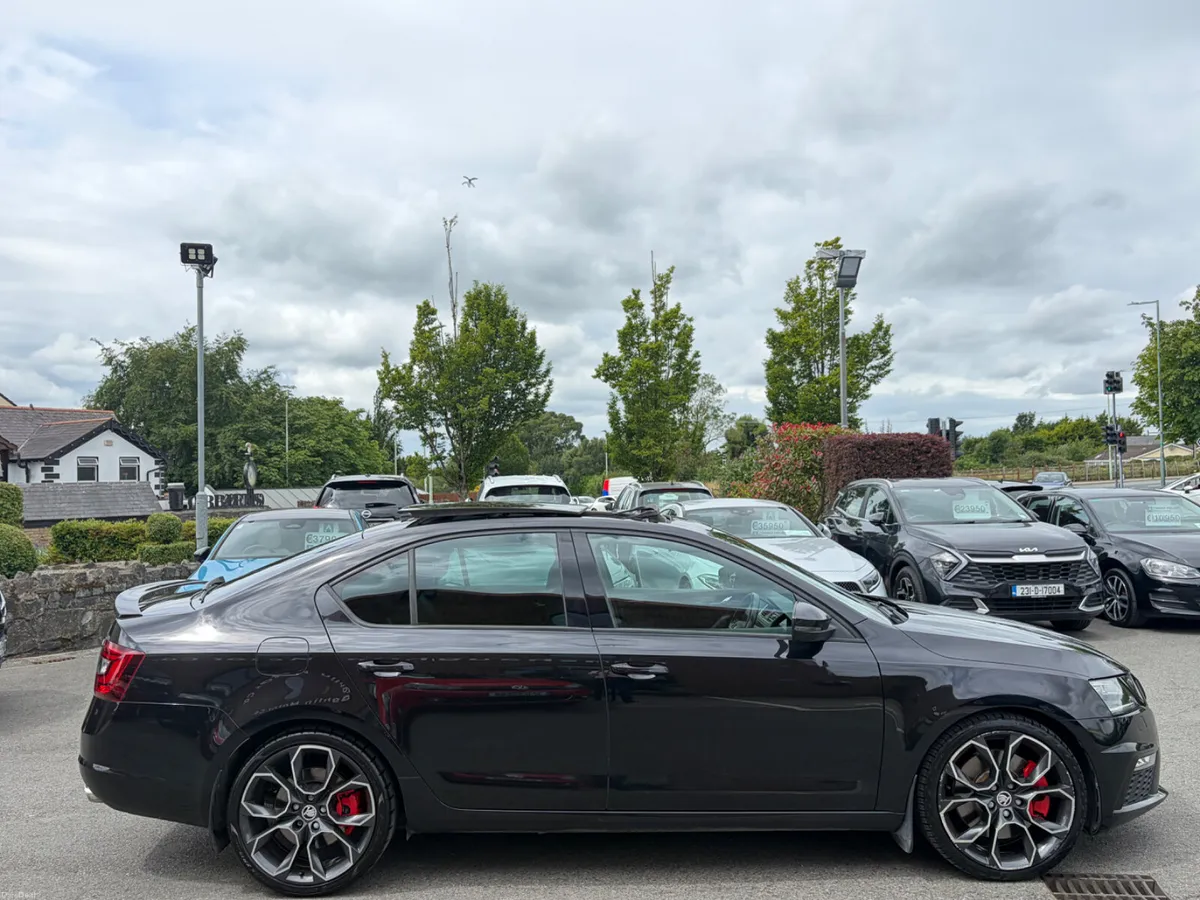 191 Skoda Octavia VRS 2.0TSI 245BHP - Image 4