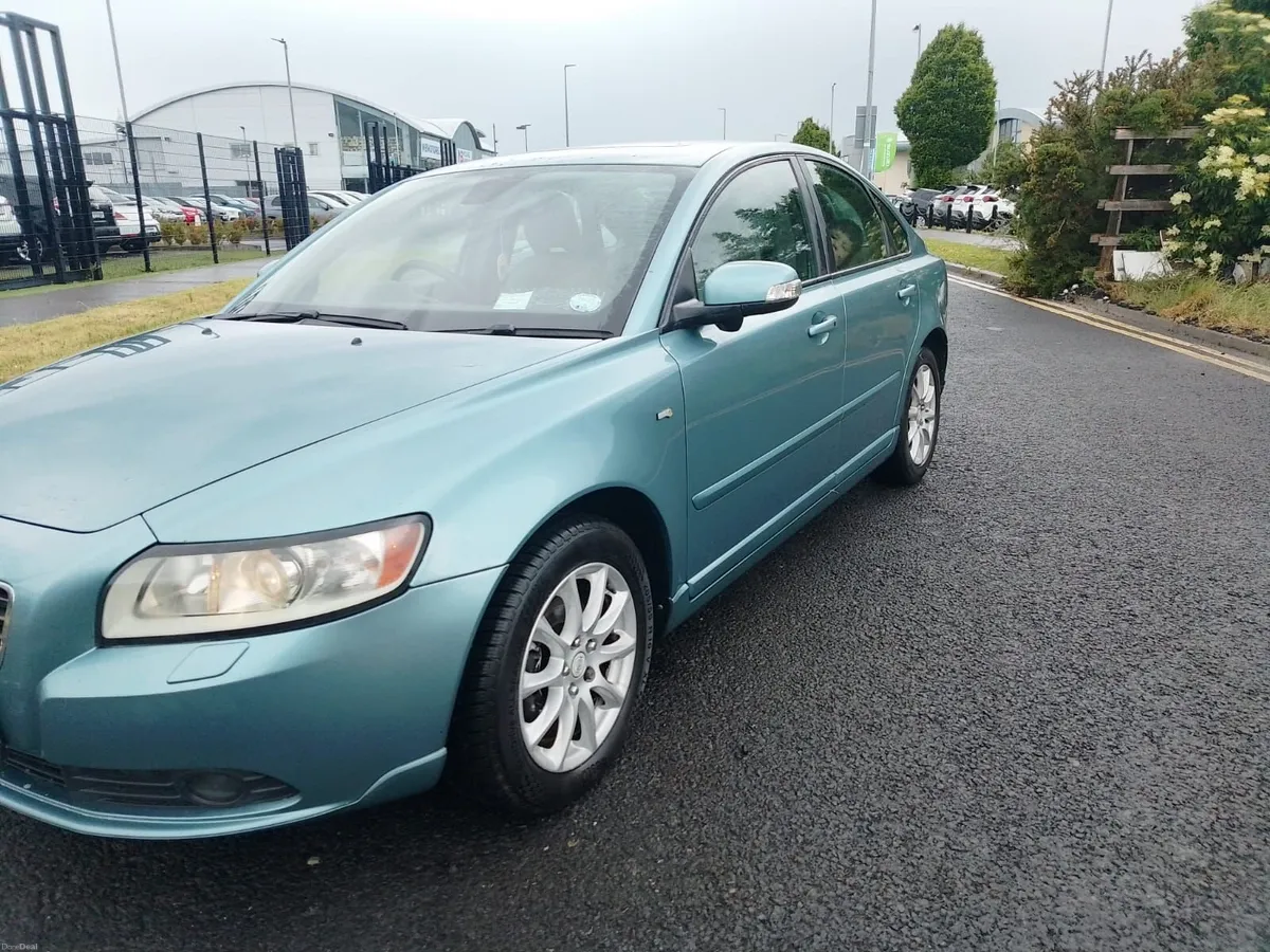 Volvo S40 2009 - Brand New NCT - Image 3