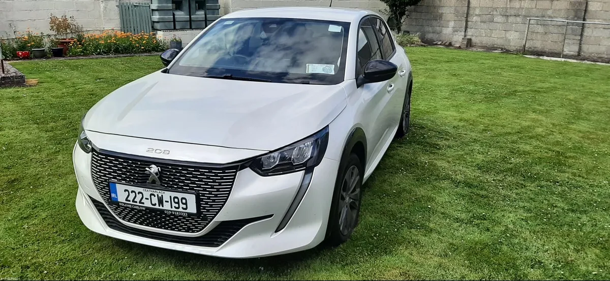 2022 Peugeot e-208 Allure (Electric) - Image 1