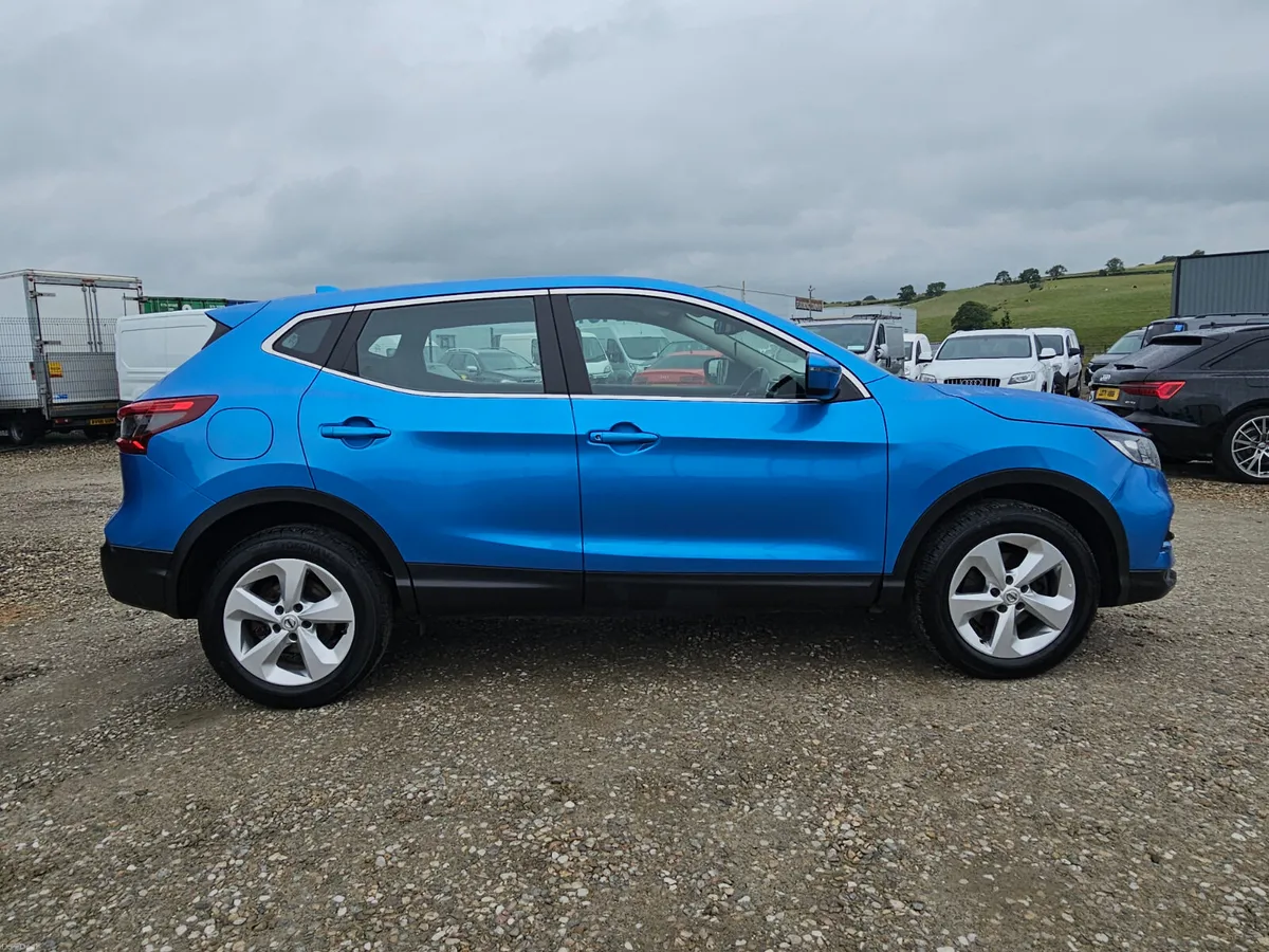 Nissan Qashqai 2020 Acenta Premium Dci - Image 2