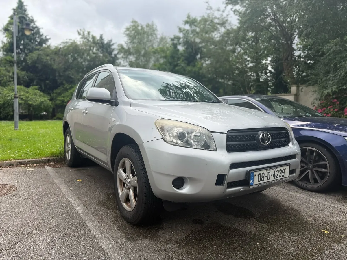 Toyota RAV4 2008 - Image 2