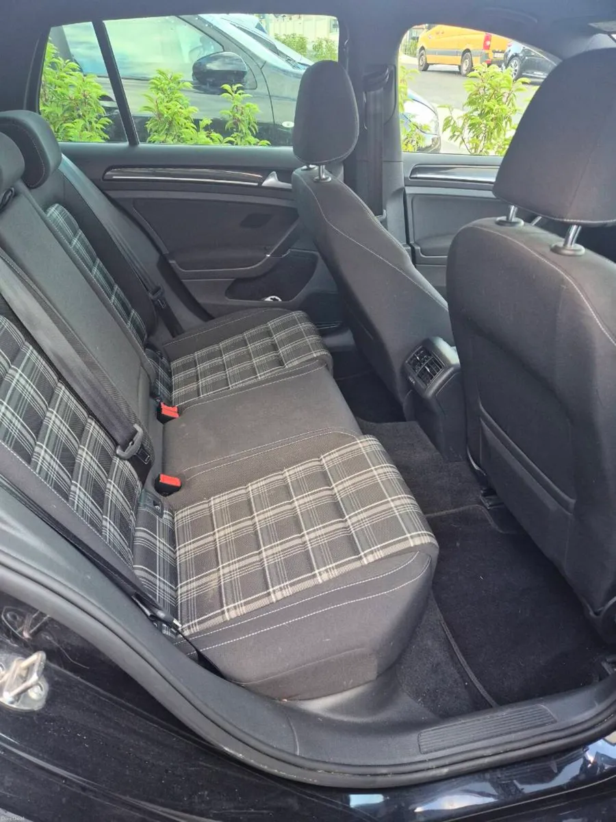 Volkswagen Golf 2016 GTD - Image 5