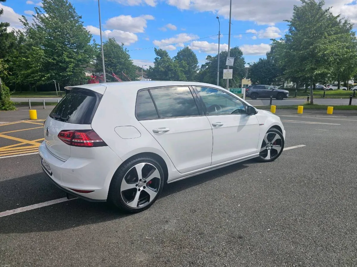 2014 VW GTI DSG - FACTORY SPEC - Image 4