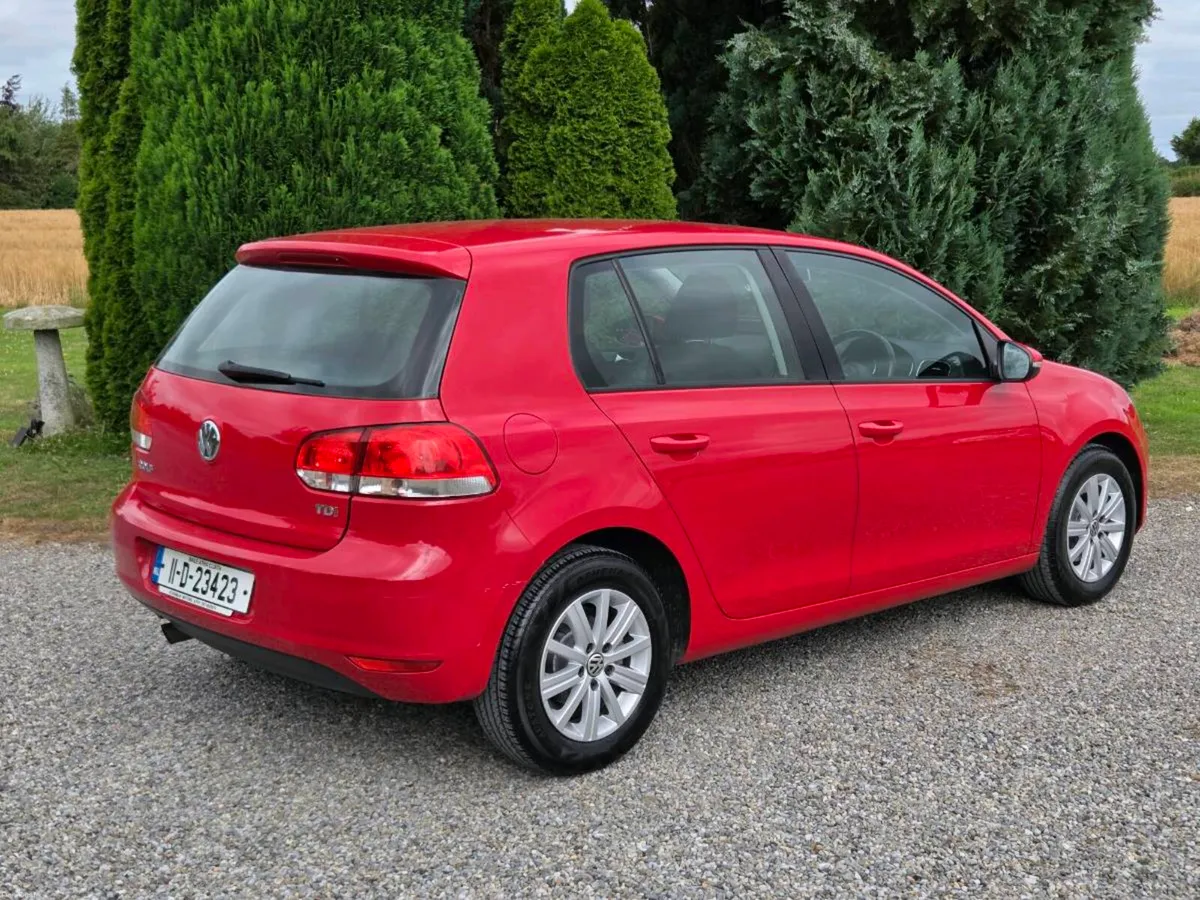 Very Low Mileage VW Golf 1.6Tdi DSG Auto - Image 3