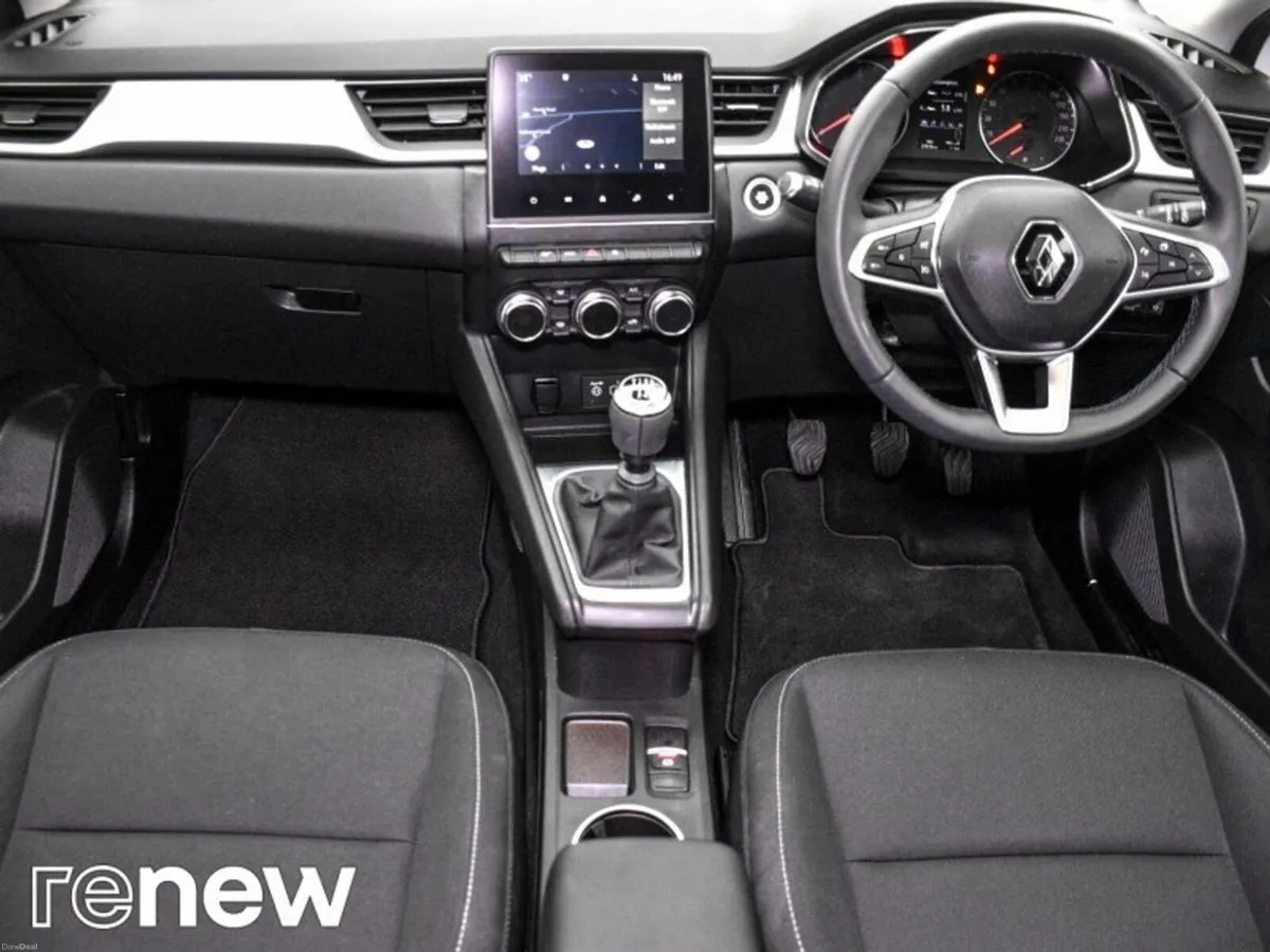 Renault Captur dCi 95 Iconic - Image 2