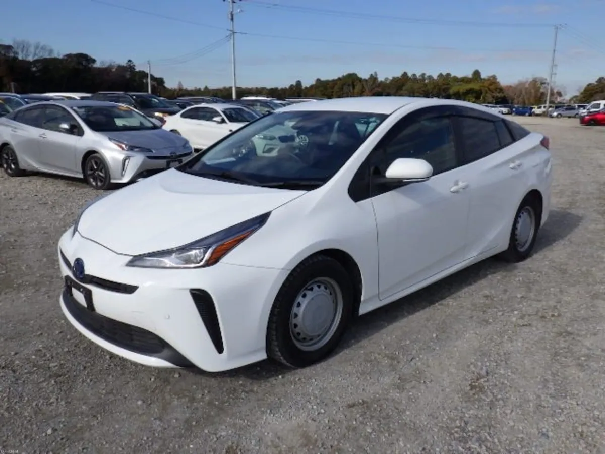 2022 Toyota Prius 1.8L Hybrid Low Miles Automatic - Image 1